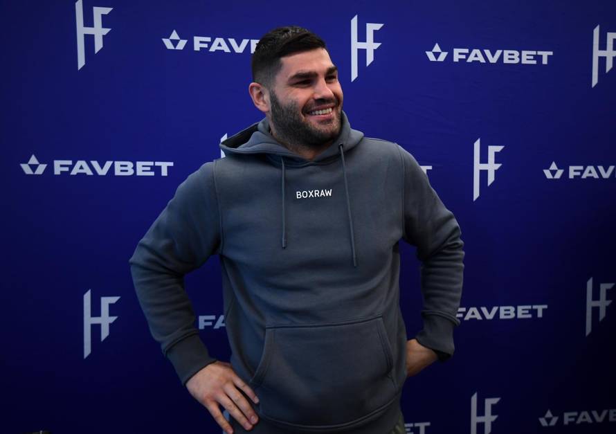 Filip Hrgović vratio se u Zagreb nakon meča s Rydellom Bookerom.