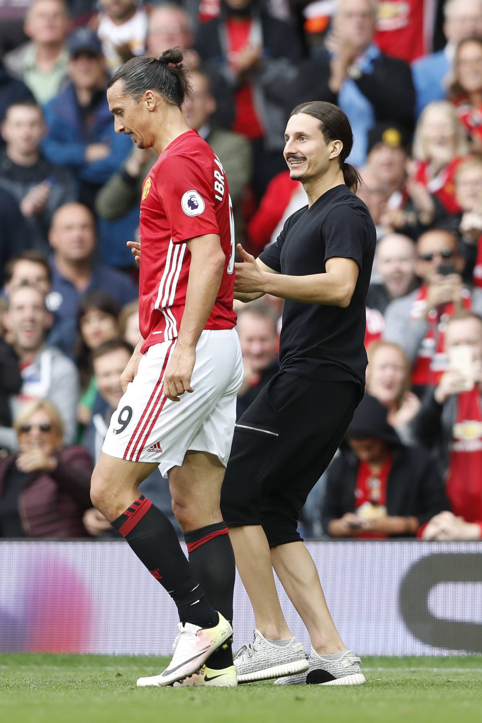 Manchester United v Leicester City - Premier League