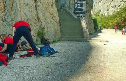 Nesreća na Paklenici: Penjač u padu povukao svoju partnericu, udarila u stijenu i slomila nogu