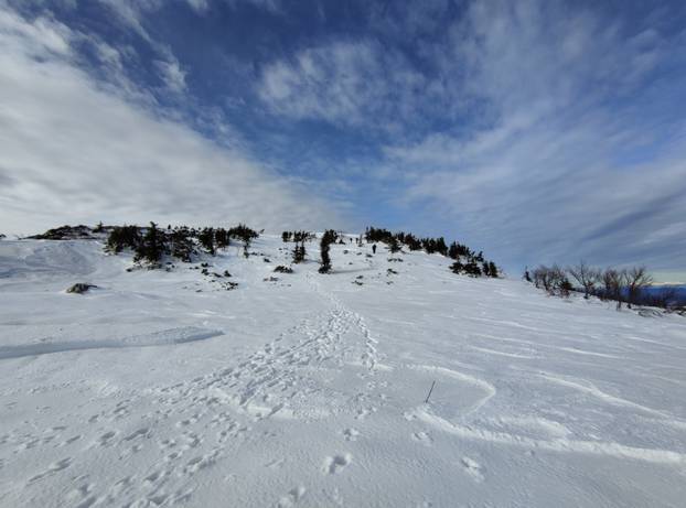Pada već satima: Razne dijelove zemlje napokon je pokrio snijeg