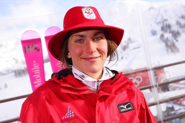 ARHIVA - Hrvatska kuća bila je glavno mjesto za slavlje, ali i poneku lošu vijest