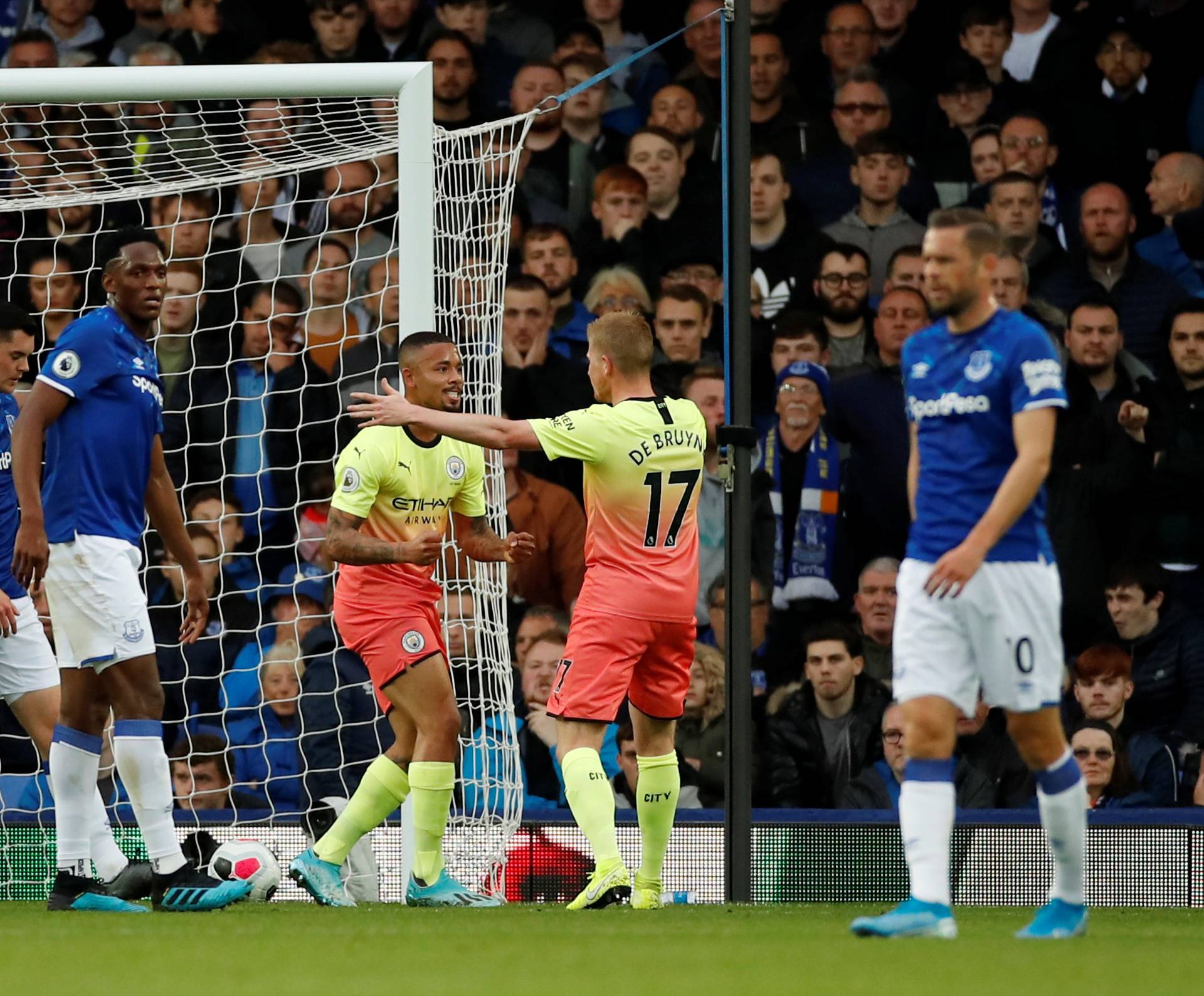 Premier League - Everton v Manchester City