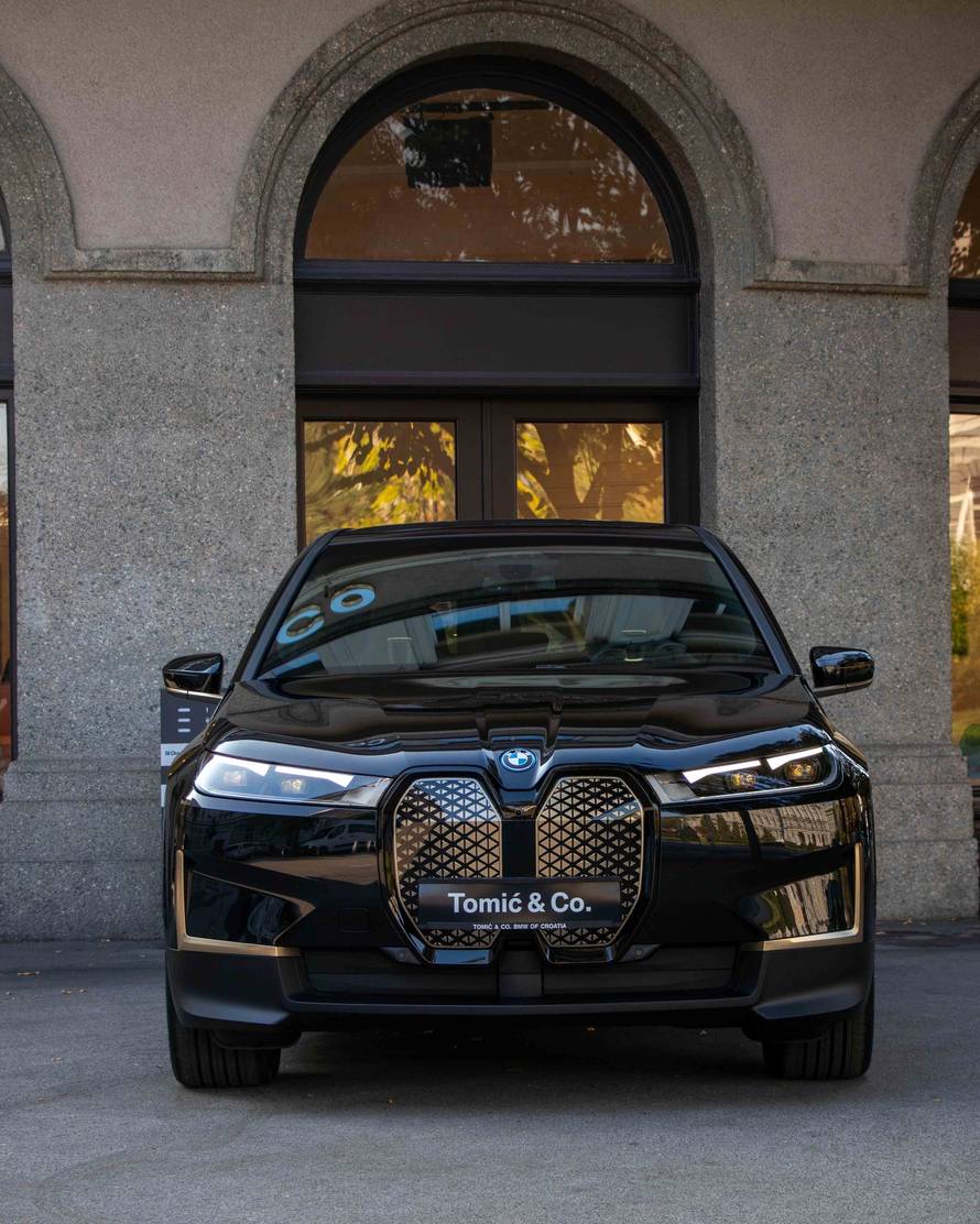 ANKETA Sviđa li vam se novi BMW iX? Dizajnirao ga je Hrvat, a kritike su pretvorili u reklamu