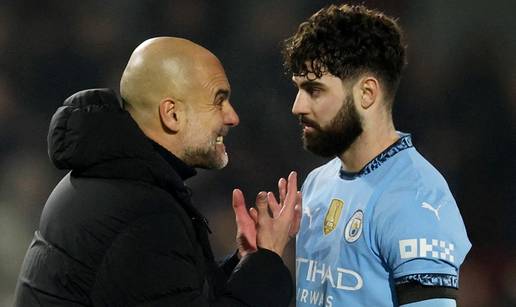 Pep vratio Gvardiola na njegovu omiljenu poziciju, City odmah proigrao! 'To je opcija za dalje'