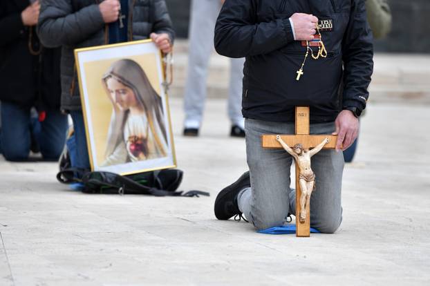 Šibenik: Prve subote u mjesecu moli se muška krunica na trgovima širom Hrvatske