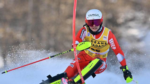 alpine ski race - 2022 Alpine Skiing World Cup - Women Slalom