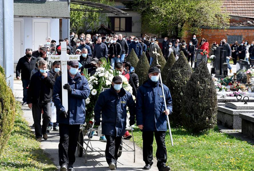 Dječak iz Zagreba napisao je dirljivo pismo umrloj curici: 'Da si barem bila moja sestra...'