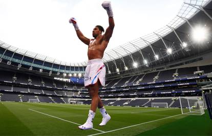 Fight Hart Lane: Joshua želi meč na novom stadionu Spursa
