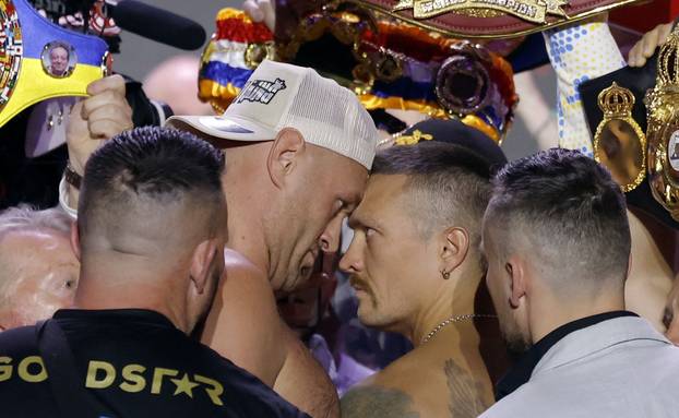 Tyson Fury v Oleksandr Usyk - Weigh-in