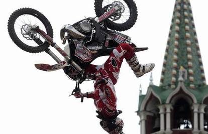 Akrobatskim skokovima Red Bull stigao u Moskvu