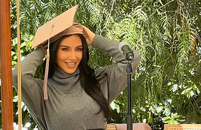 Kim Kardashian nakon 6 godina završila pravo: 'Pa taj program traje tri godine, nesposobna je!'