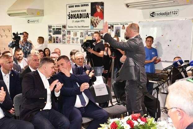 Predsjednik RH Zoran Milanović na obilježavanju Dana Općine Stari Mikanovci