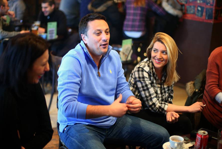 Beograd: Andrija i An?elka, glumci u kratkim humoristi?nim serijama