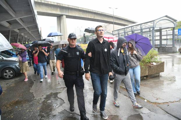 Beograd: Žandarmerija spriječila blokadu Beogradskog sajma, troje privedenih