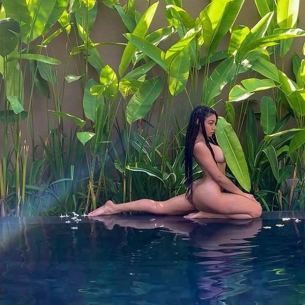 FOTO Evo zašto svi vole gledati dok Jessica vježba: 'Poze kakve ja radim  još niste vidjeli...'