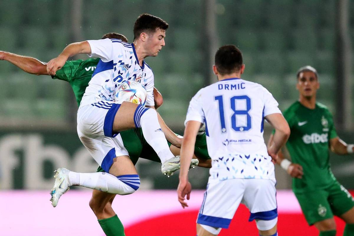 Dinamo se mučio, ali 'osvojio' Razgrad. Rezultat je bolji od dojma, a nastavlja se san o LP...