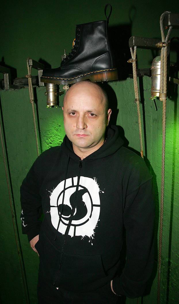 ARHIVA - Poznati na Dr. Martens zabavi u klubu Aquarius 2005. godine