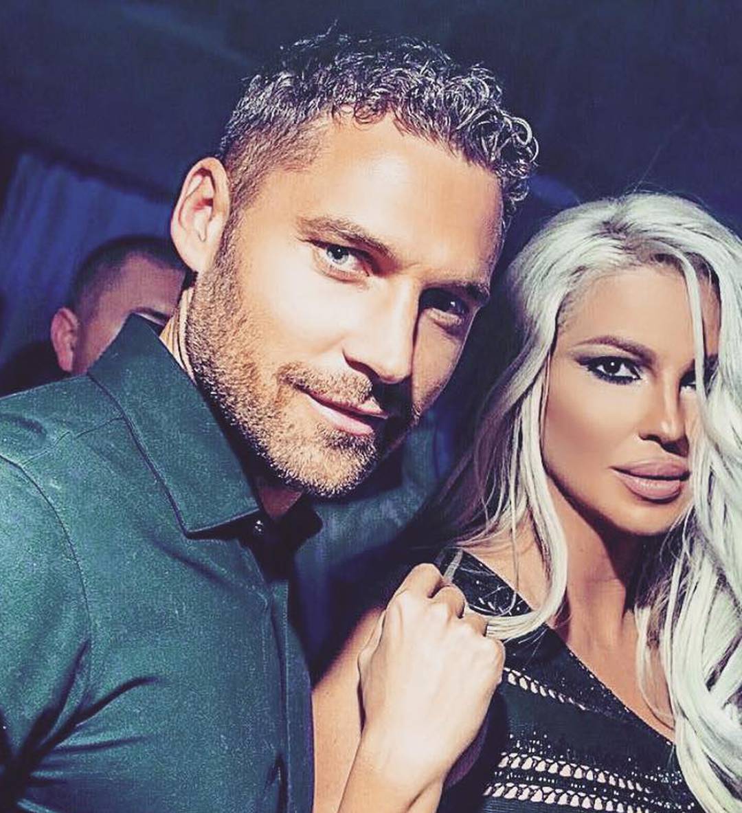 Oglasila se i Jelena Karleuša: 'Na većini fotografija nisam ja'