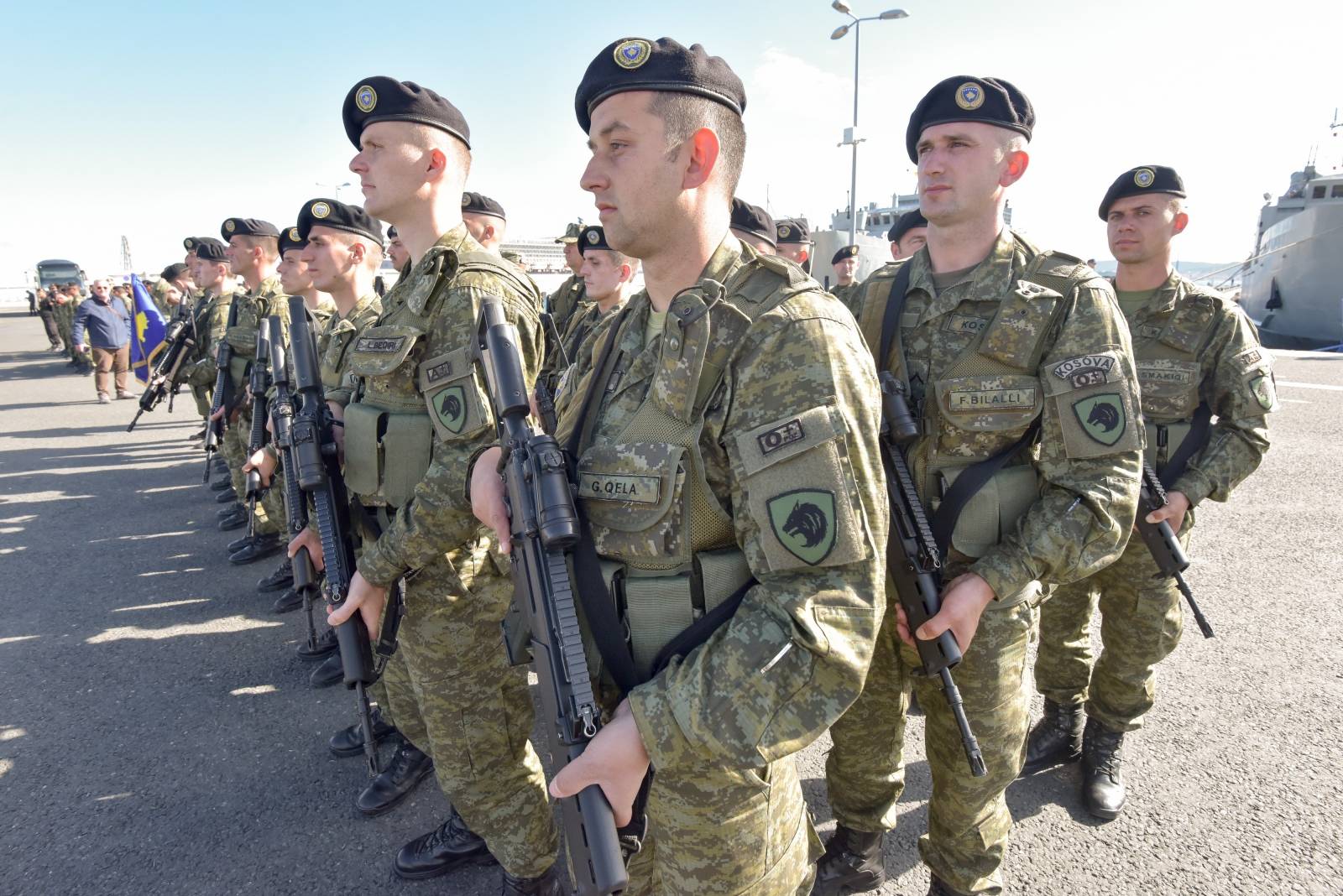 Iskrcavanje snaga s brodova HRM-a u Zadru