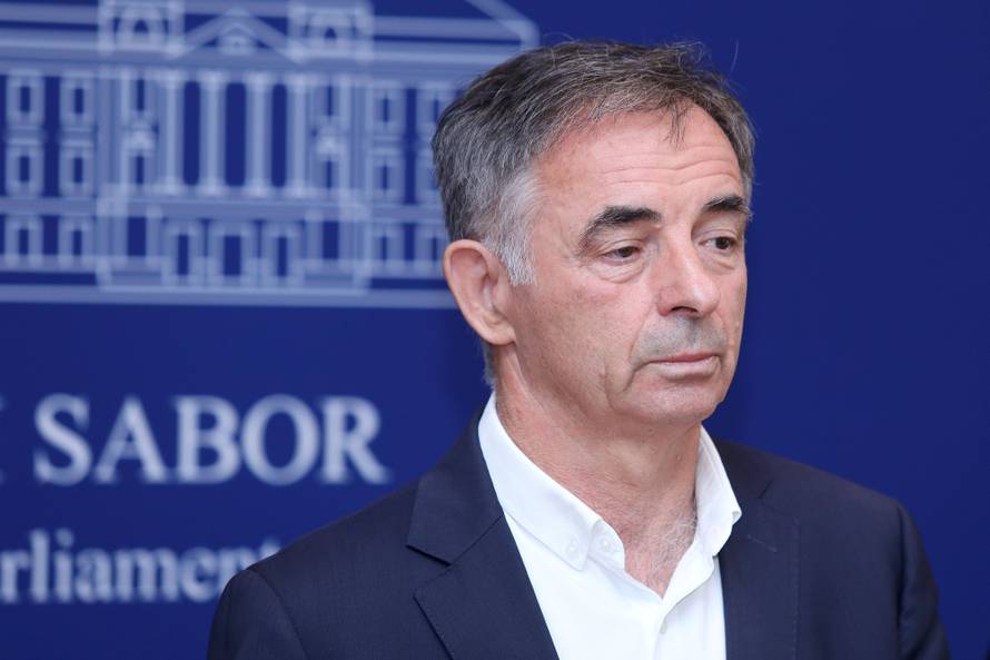 Zagreb: Pupovac se oglasio o zahtjevima braniteljskih udruga