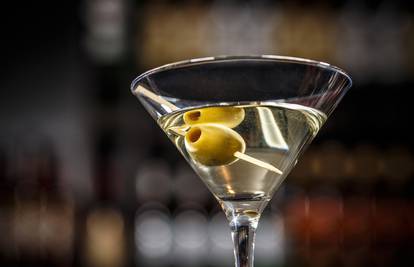 Danas se opustite uz martini: Obožavao ga je i James Bond