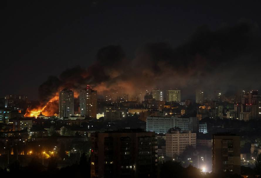 Russian drone and misille strike in Kyiv