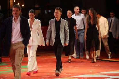 Poznati na crvenom tepihu druge večeri Sarajevo Film Festivala