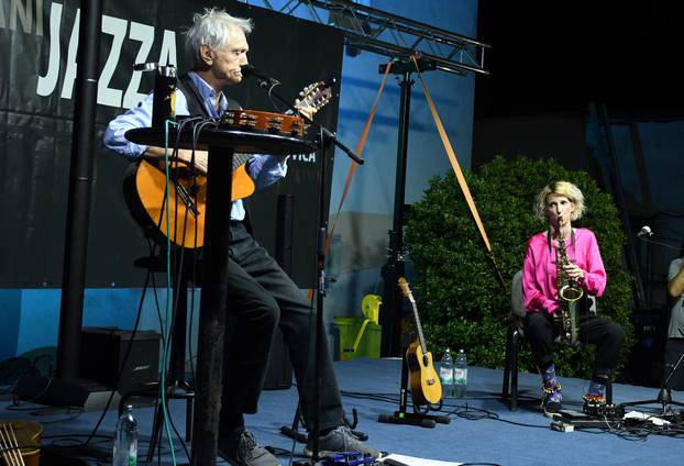 Sisak: Darko Rundek i Ana Kovačić nastupili prvog dana jazza Damira Kukuruzovića