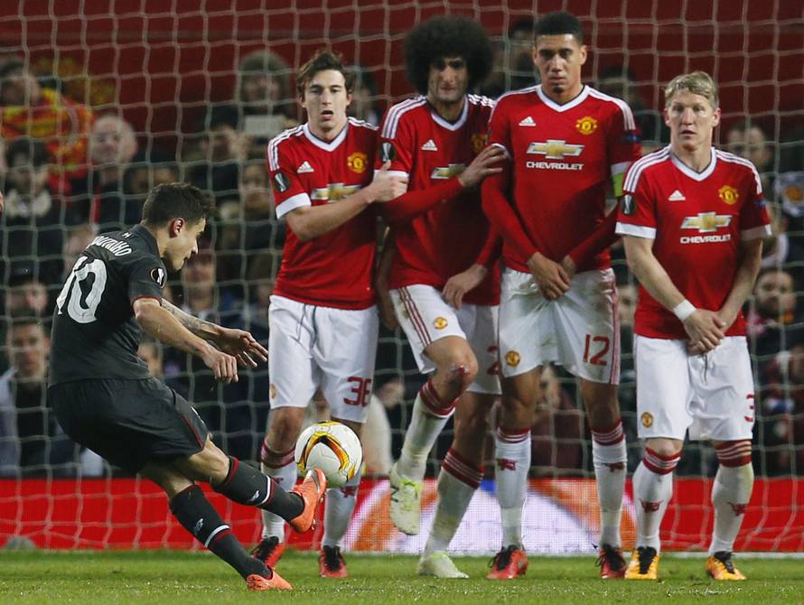 Coutinhov magični trenutak: Liverpool utišao Old Trafford