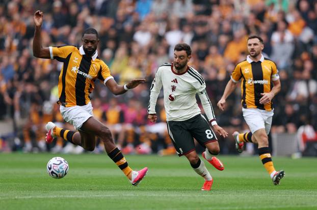 Premier League - Hull City v Manchester United