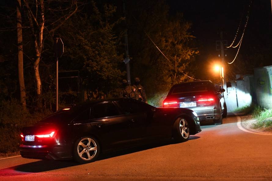 Beograd: Policijski pretres vikendice Veljka Belivuka, poznatijeg kao Velja Nevolja