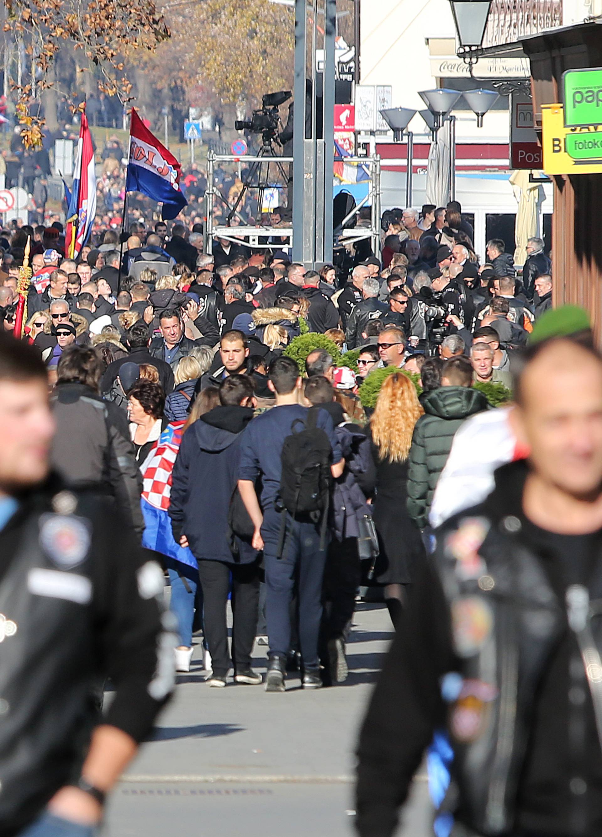 Hrvatska se danas u Vukovaru poklonila nevinim žrtvama