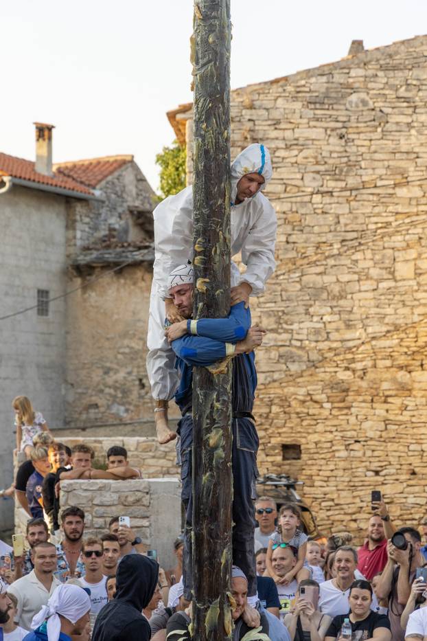 Zabavni program na tradicionalnoj Fešti od puži