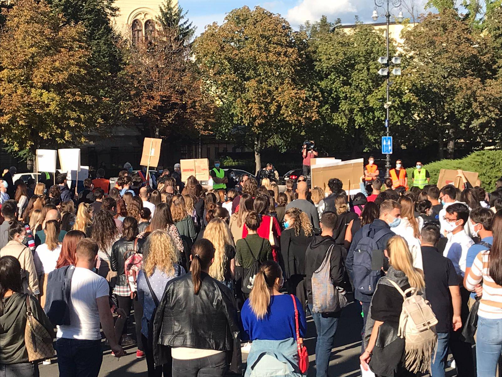 Studenti prosvjedovali protiv školarina: 'Prodajem stan u Zagrebu za semestar na Pravu'