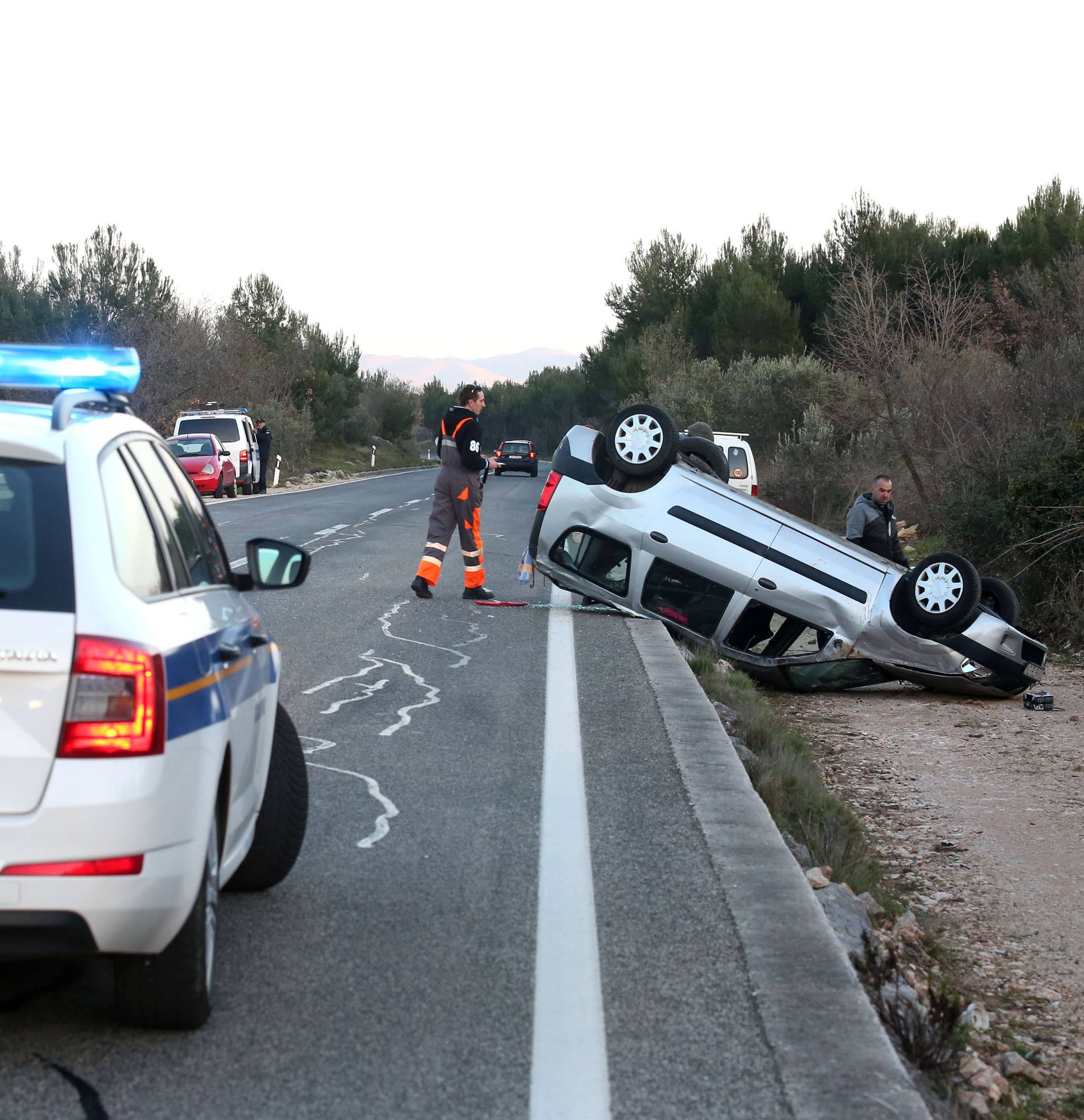 U prevrtanju automobila kod Vodica ozlijeđena je  vozačica