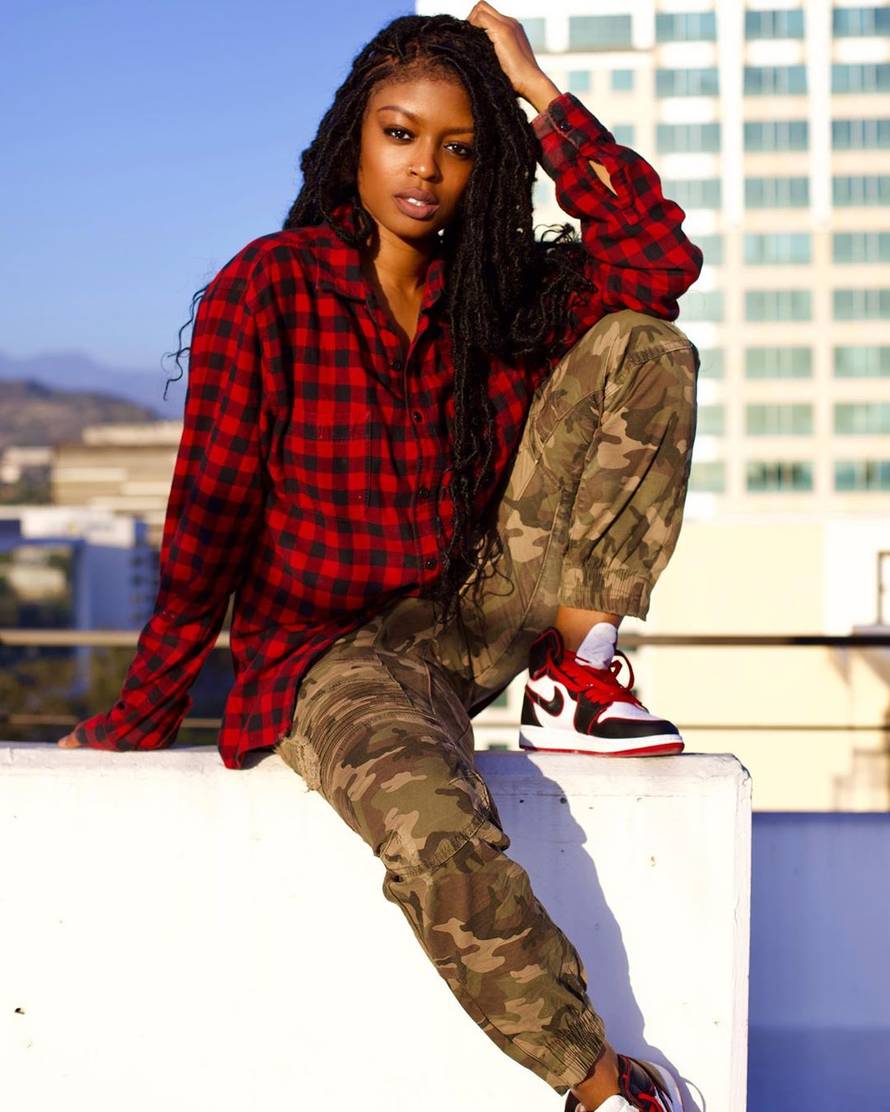 Prvi put u povijesti: Batwoman je biseksualna Afroamerikanka