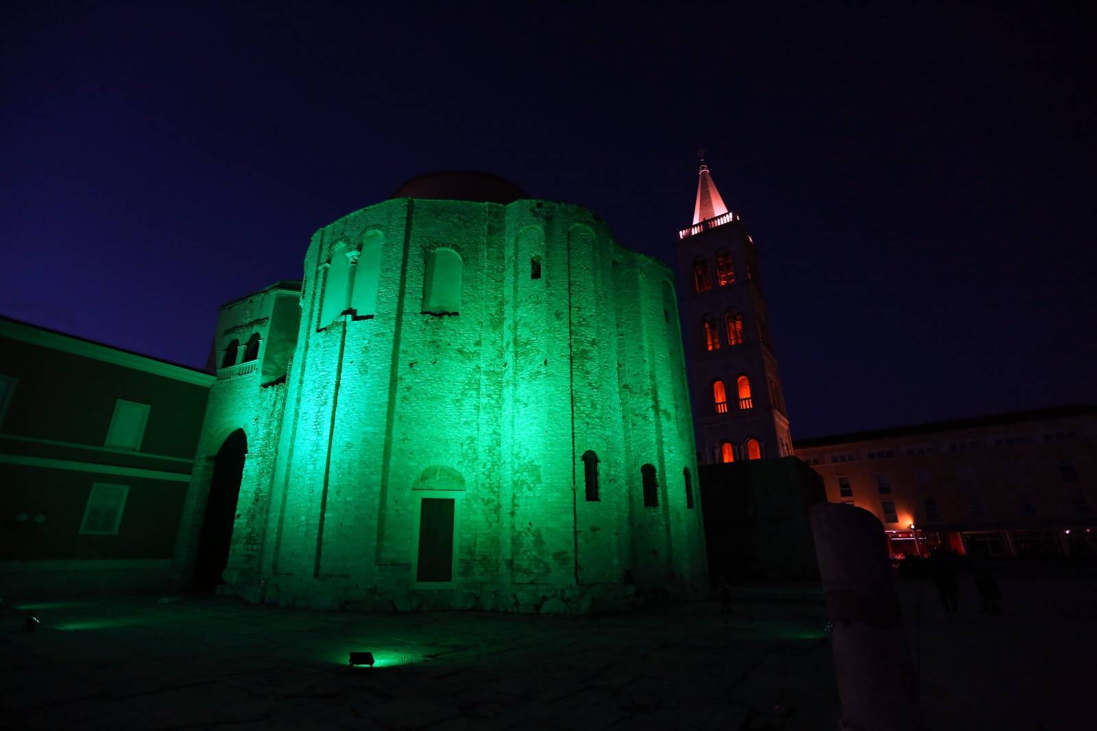 Zadar: Crkva sv. Donata u zelenoj boji povodom Dana svetog Patrika