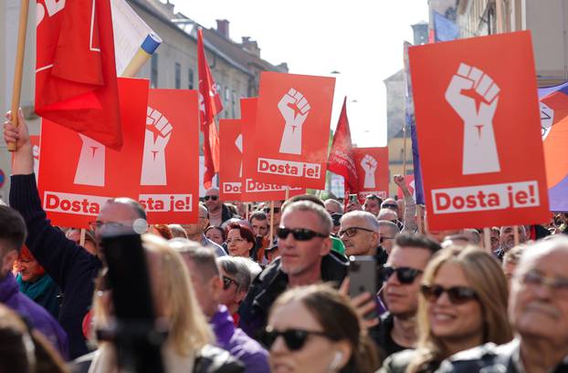 Zagreb: Prosvjed lijevo-liberalne oporbe: "Dosta je! Idemo na izbore!" 