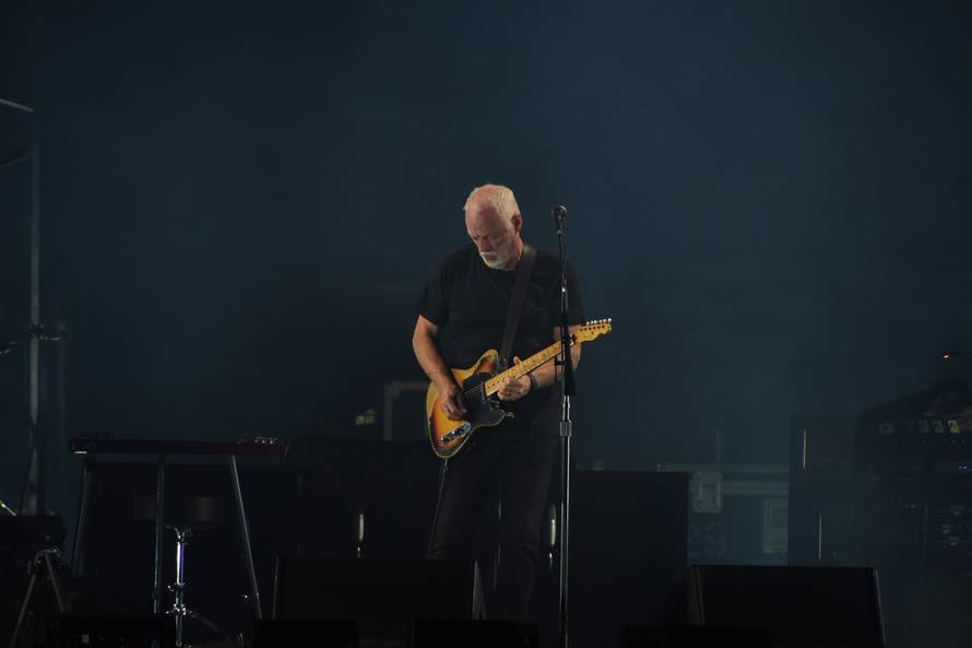 Zvijezda 'Pink Floyda' prodaje 120 gitara: 'Činim dobro djelo'