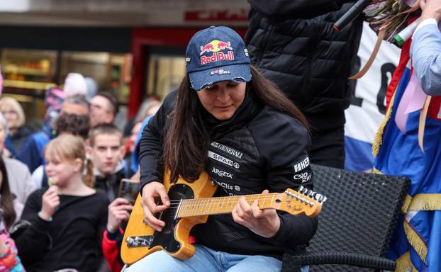 Zagreb: Doček najbolje svjetske slalomašice Zrinke Ljutić u njezinom kvartu Sloboštini