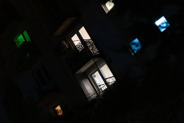 Prekrasne fotke: Crno bijela noć u zagrebačkom kvartu Prečko