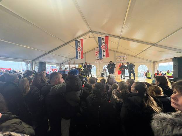 FOTO Brckovljani dočekali svoje brončane junake! Kuzmanović i Raužan oduševili sve prisutne