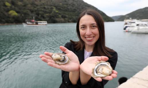 'Najeli smo se kamenica - morskog afrodizijaka do grla!'