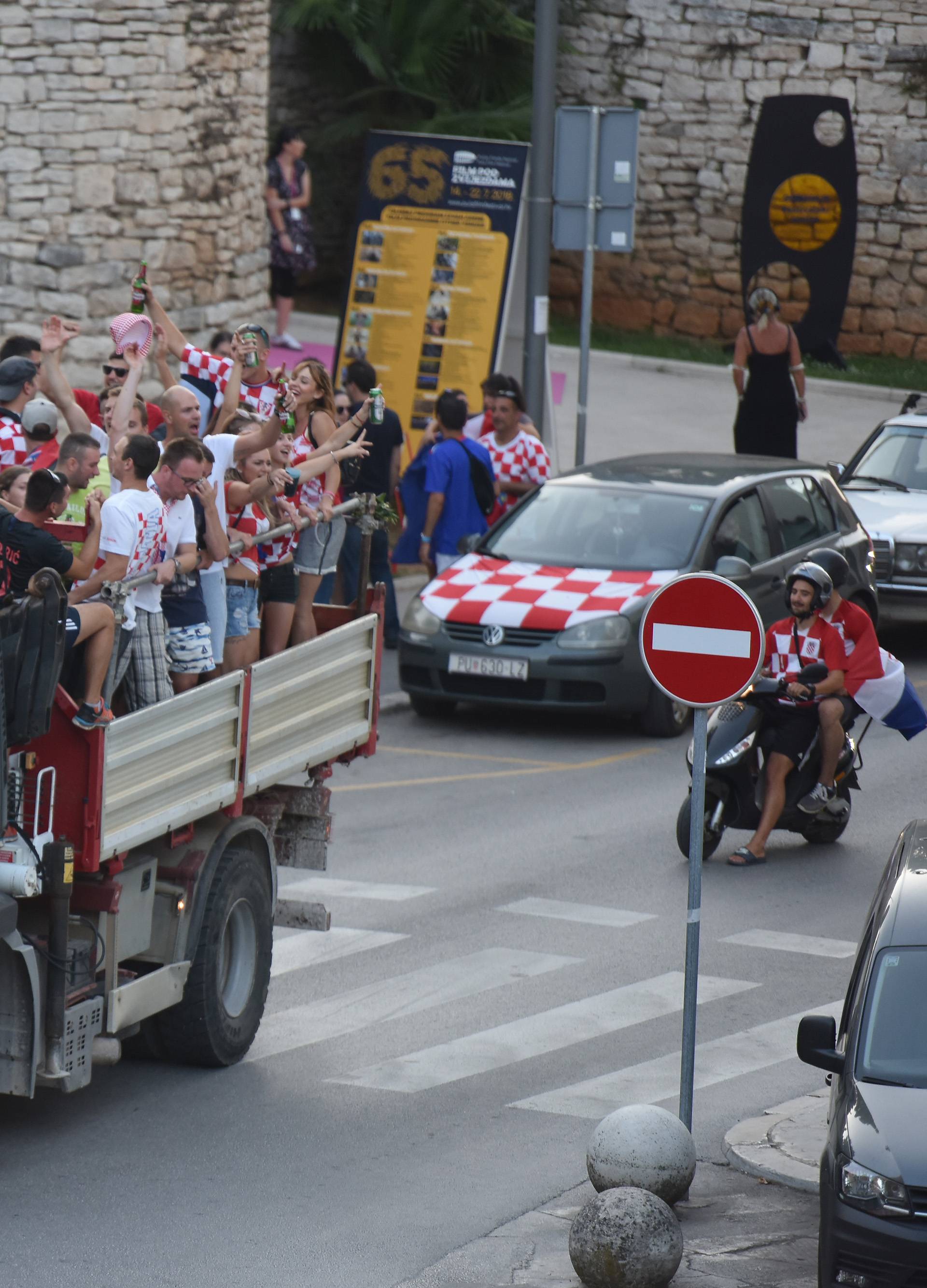 Ponos i suze diljem Hrvatske: 'Ma vi ste za nas ipak prvaci!'