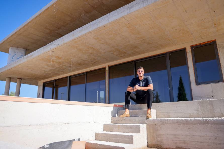 Sukošan: Umirovljeni košarkaš Marko Banić gradi vile u čast Kobeja Bryanta