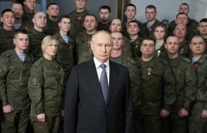 Bivši ruski diplomat: Putin nije pametan tip, Ukrajina bi trebala gađati vojne mete u Rusiji....