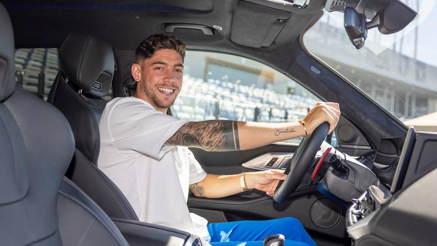 Mbappé poput Livaje: Evo zašto ne smije voziti skupocjeni BMW