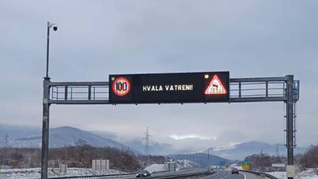 FOTO Nova poruka za Vatrene objavljena na svim autocestama