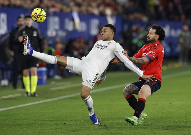 LaLiga - Osasuna v Real Madrid