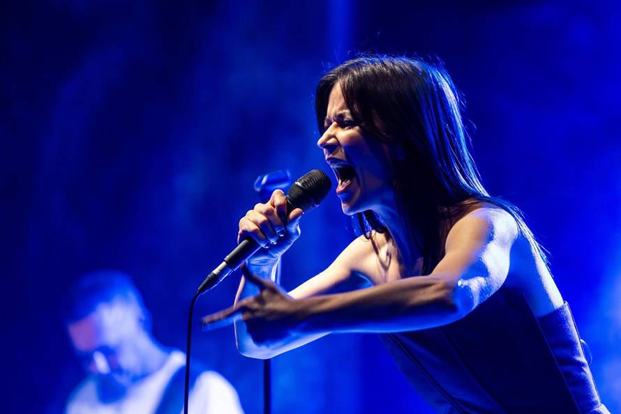 Pula: Vesna Pisarović održala koncert na Kaštelu